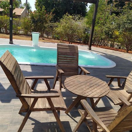 Casa Em Caldas - Piscina Solar E Eletrica Caldas Novas Esterno foto